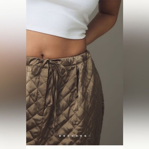 Flat White  Quilted pants - Picture 8 of 8